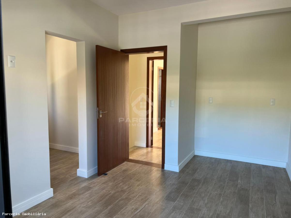 Casa à venda com 3 quartos, 138m² - Foto 8