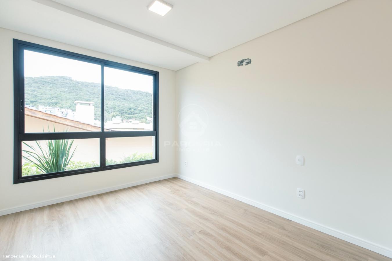 Casa à venda com 3 quartos, 162m² - Foto 39