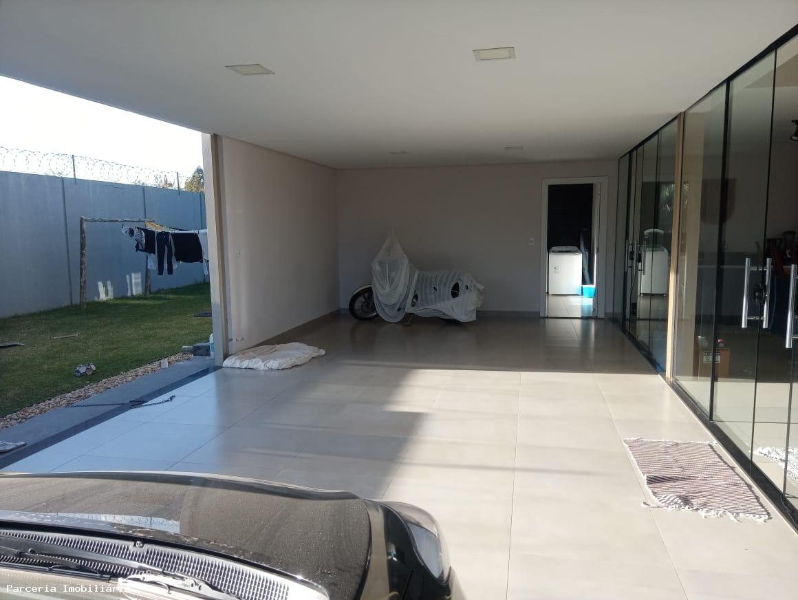 Casa à venda com 4 quartos, 290m² - Foto 6