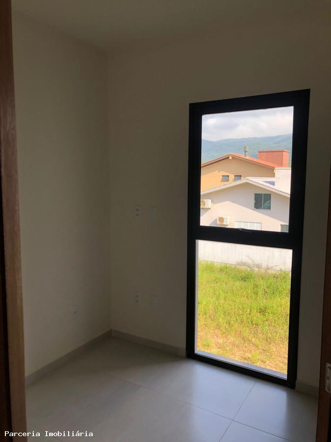 Casa à venda com 2 quartos, 103m² - Foto 8