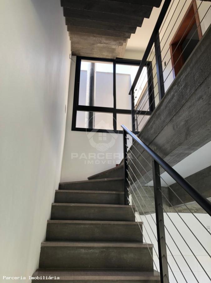 Casa à venda com 2 quartos, 126m² - Foto 11